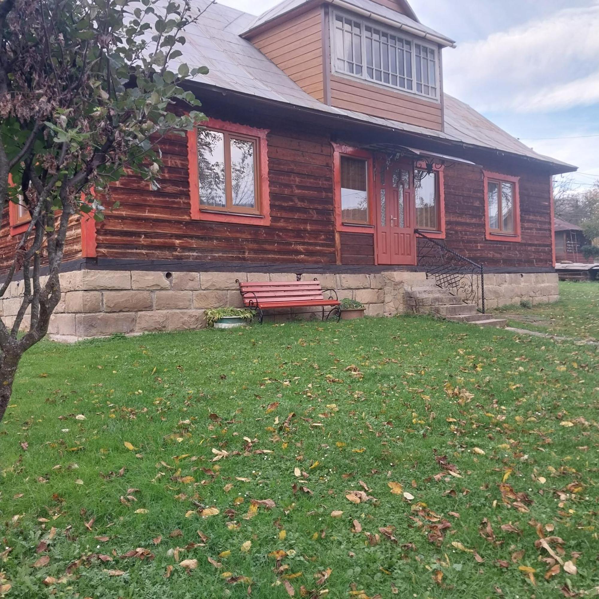 Затишний Дім Villa Jaremcse Kültér fotó